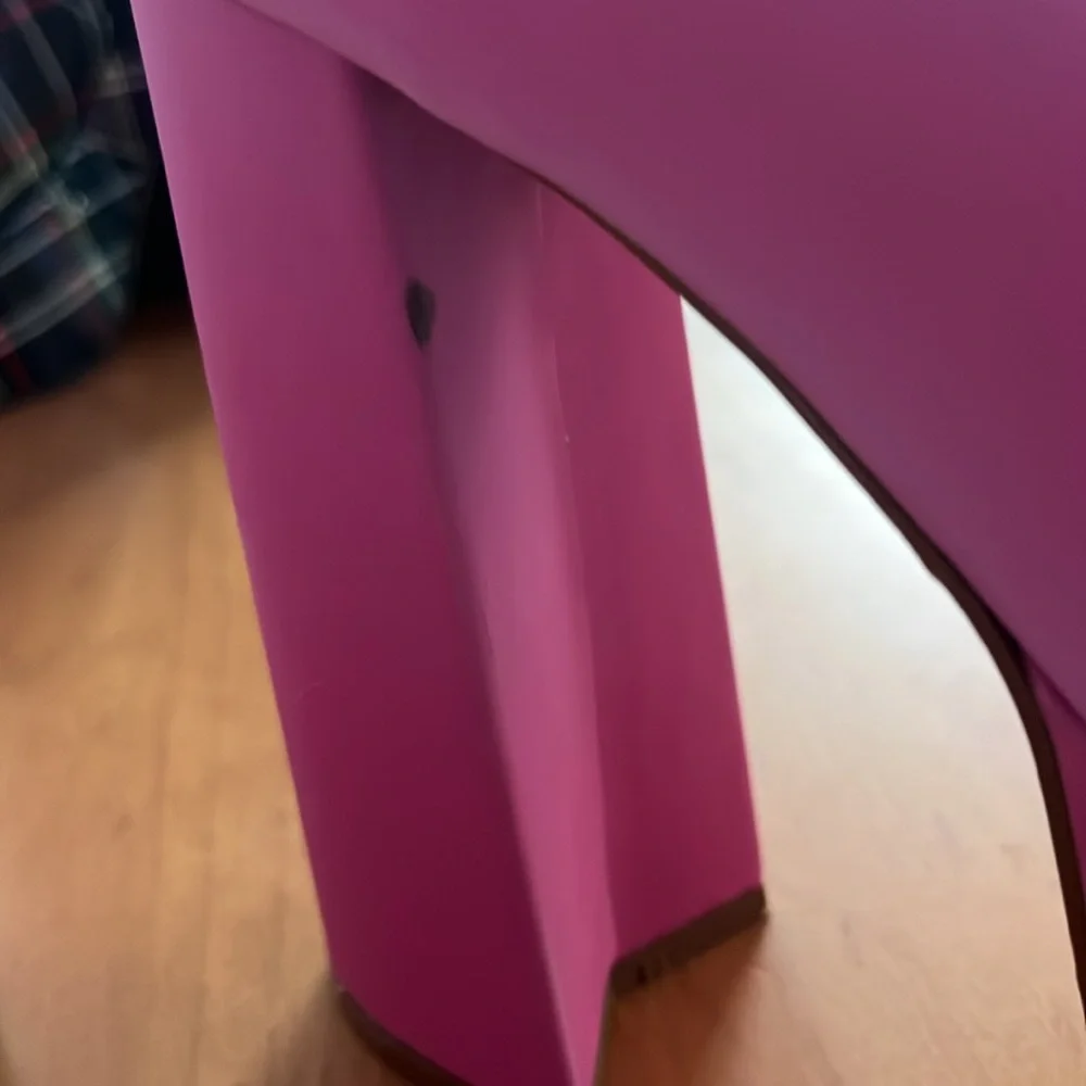 💗Schultz 💕platform pink heels 7.5 women’s❤️